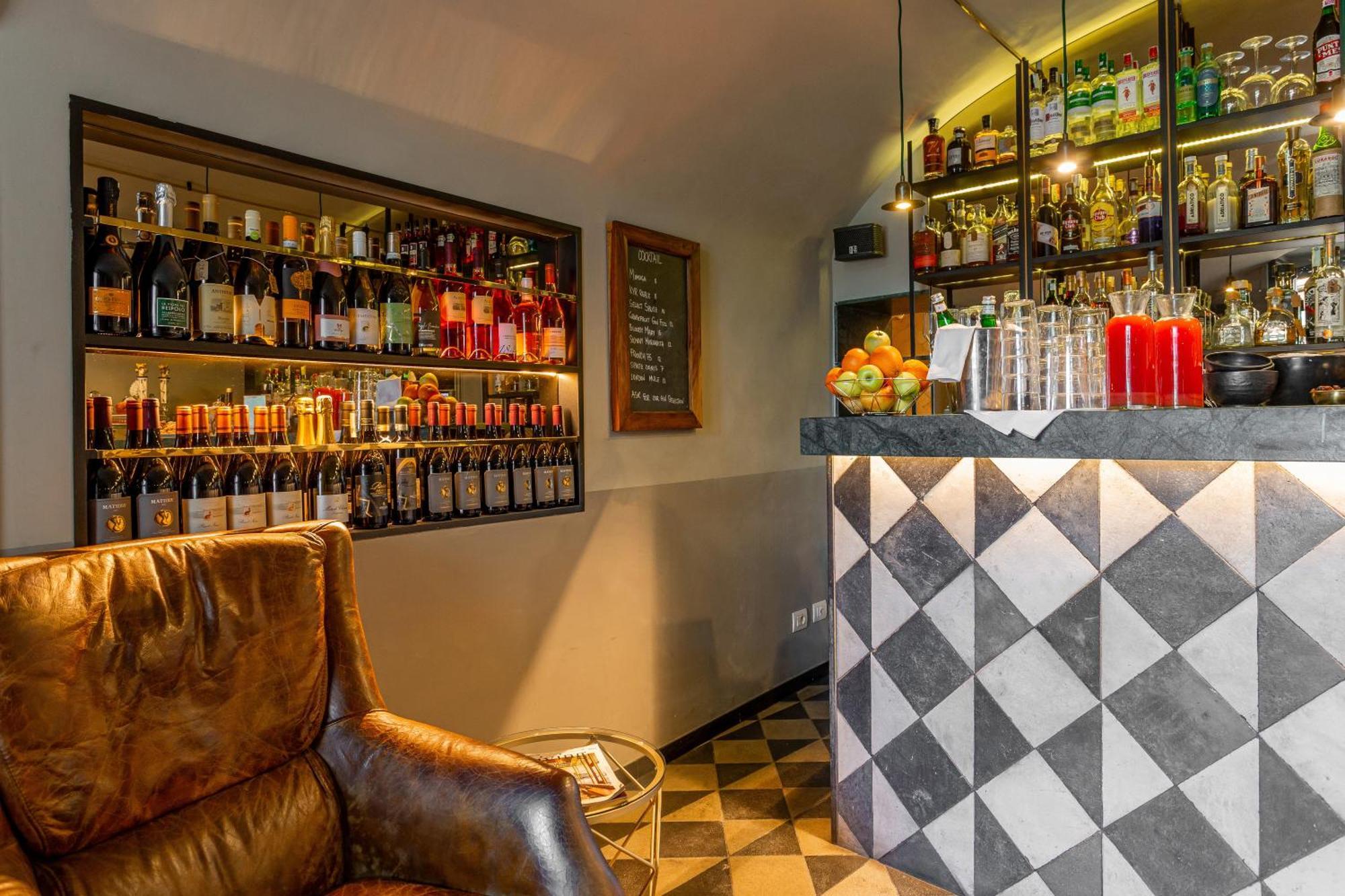 Hotel Parrasio Rome Bagian luar foto